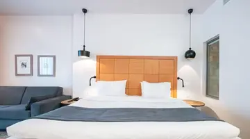 Golden Star City Resort
