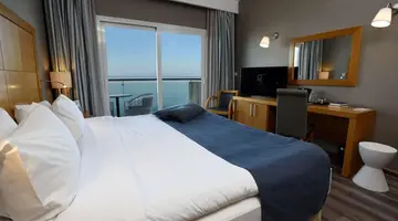 Golden Star City Resort