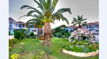 GOLDEN SUN HOTEL