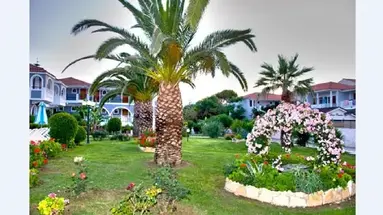 GOLDEN SUN HOTEL