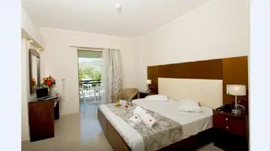 GOLDEN SUN HOTEL