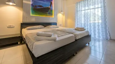 Golden Sun Hotel