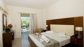GOLDEN SUN HOTEL