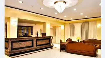 GOLDEN SUN HOTEL