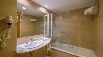 GOLDEN TAURUS AQUAPARK RESORT