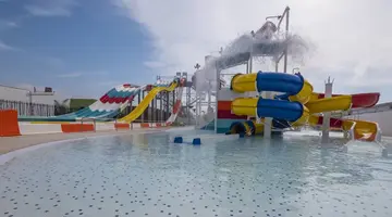 GOLDEN TAURUS AQUAPARK RESORT