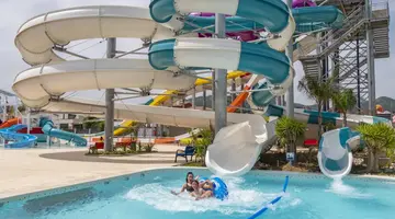 Golden Taurus Aquapark Resort