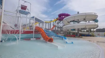 GOLDEN TAURUS AQUAPARK RESORT