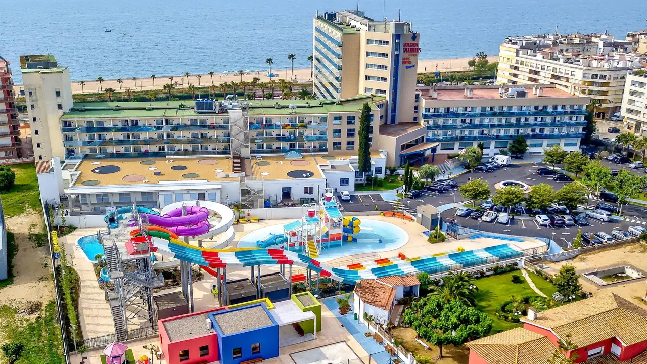 Golden Taurus Aquapark Resort