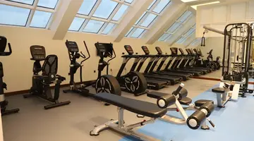 Golden Tulip Media Hotel
