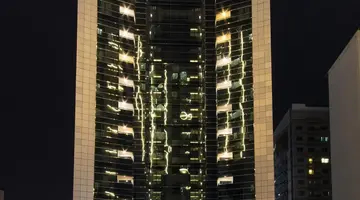 Golden Tulip Media Hotel