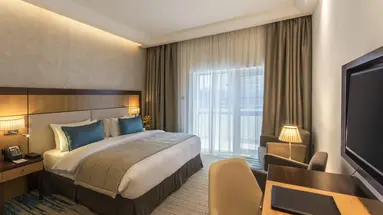 Golden Tulip Media Hotel