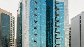 Golden Tulip Media Hotel