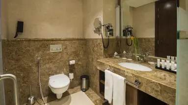 Golden Tulip Media Hotel