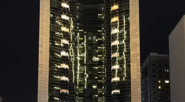 Golden Tulip Media Hotel