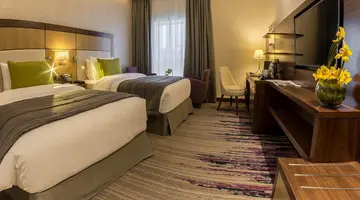 Golden Tulip Media Hotel