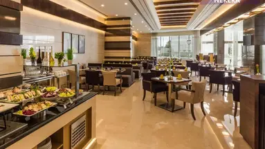 Golden Tulip Media Hotel