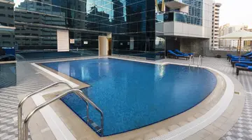 Golden Tulip Media Hotel