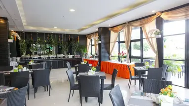 GOLDEN TULIP PATTAYA BEACH RESORT