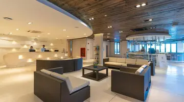Golden Tulip Pattaya Beach Resort