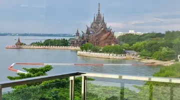 GOLDEN TULIP PATTAYA BEACH RESORT