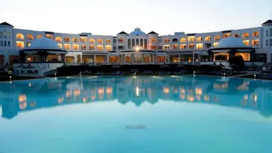 Golden Tulip Taj Sultan