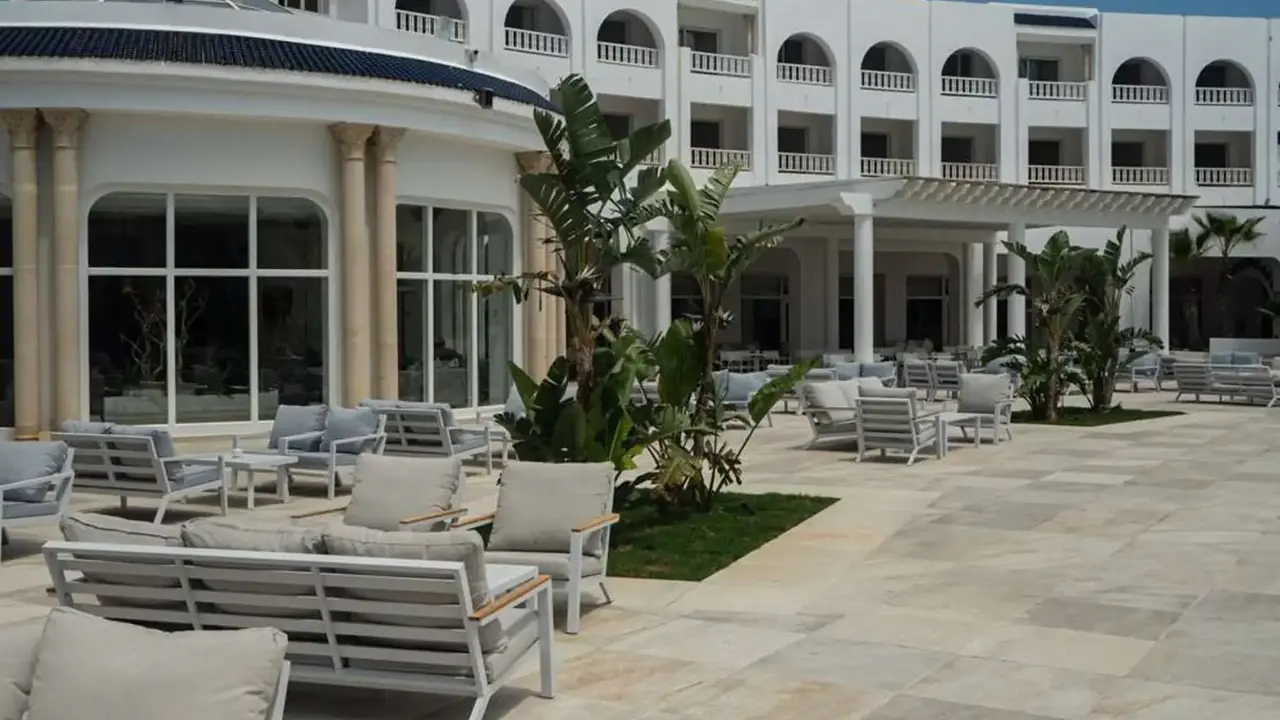 Golden Tulip Taj Sultan