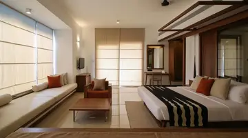 GOLDI SANDS