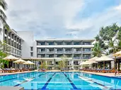 Goldi Sands