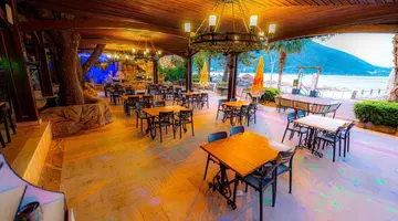 GOLMAR BEACH HOTEL
