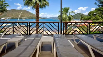 Golmar Beach Hotel