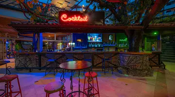 GOLMAR BEACH HOTEL