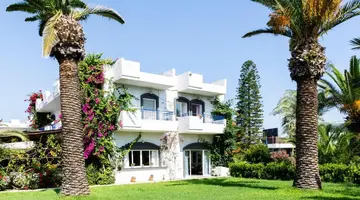 GORGONA HOTEL