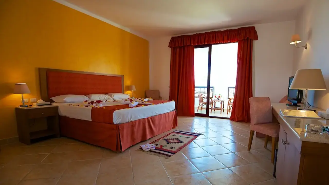 GORGONIA BEACH RESORT