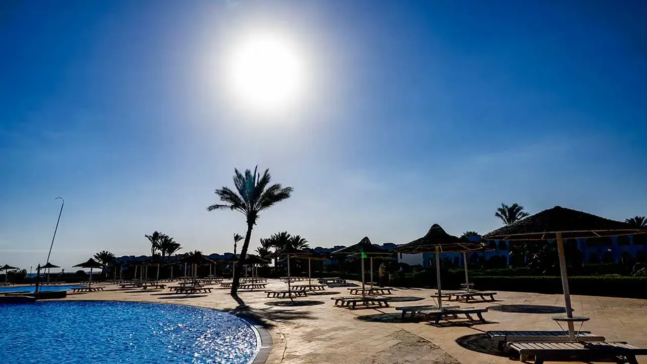 GORGONIA BEACH RESORT