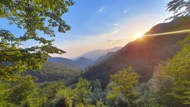Górskie Wyzwania - Armenia w Cieniu Araratu