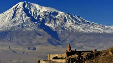 Górskie Wyzwania - Armenia w Cieniu Araratu
