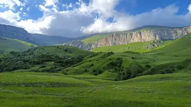 Górskie Wyzwania - Armenia w Cieniu Araratu