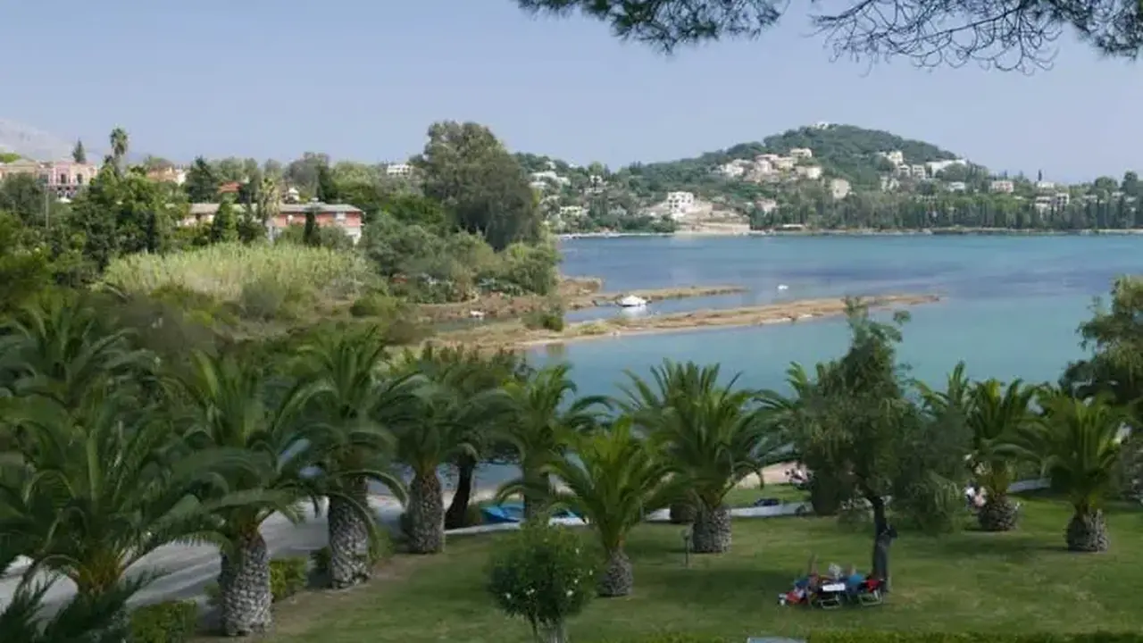 Govino Bay