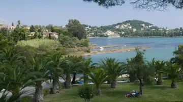 Govino Bay