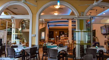 Govino Bay