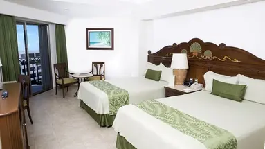 Gr Solaris Cancun