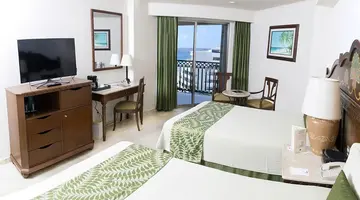 Gr Solaris Cancun
