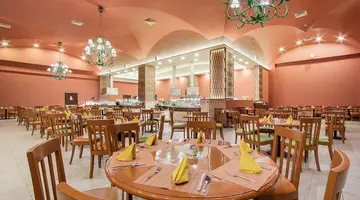 Gr Solaris Cancun