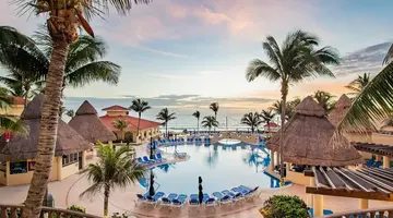 Gr Solaris Cancun