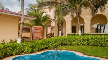 Gr Solaris Cancun