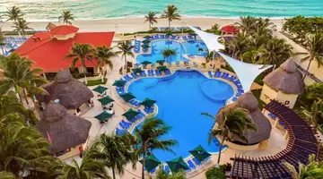 Gr Solaris Cancun