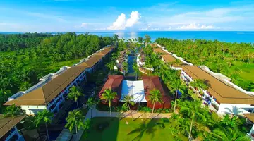 Graceland Khao Lak Beach Resort