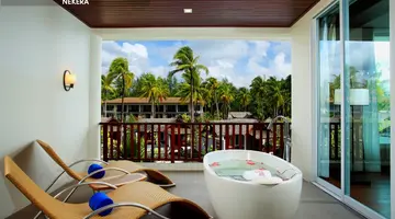 Graceland Khao Lak Beach Resort