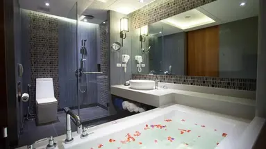Graceland Khaolak Beach Resort